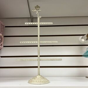 Earring Display Cream & Gold